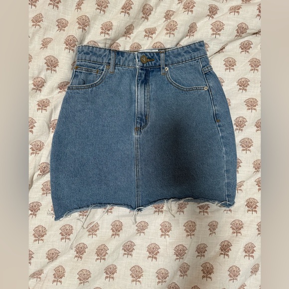 ABRAND A Skirt as seen in Nordstrom and Urban Outfitters Jean Skirt SIZE 24 - Picture 5 of 10